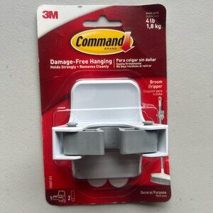 3M Command Broom Gripper in White and Gray